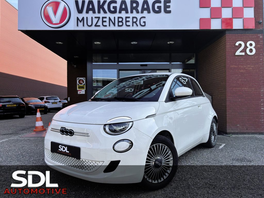 Fiat 500 Icon 42 kWh 118pk // APPLE CARPLAY / ANDROID AUTO // CLIMA // CRUISE-CONTROL // 16'' LMV