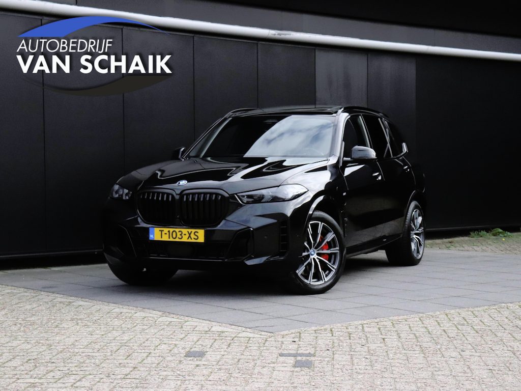BMW X5 xDrive50e Launch Edition | M SPORT | LEDER | MEMORY | PANO-DAK | TREKHAAK | HEAD-UP | 360° CAMERA | ADAPT. CRUISE | NAVI | STOELVERK. |