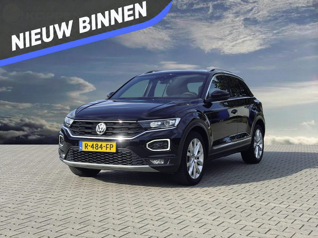 Volkswagen T-Roc 1.5 TSI Sport Automaat | Climatronic | Adaptive Cruise Control | Achteruitrijcamera