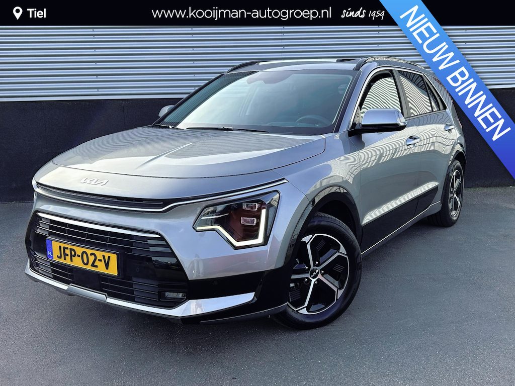 Kia Niro Hybrid 1.6 GDi DynamicPlusLine NL-auto! Schuif/kanteldak, Dodehoekdetectie, Stoel- & stuurwiel verwarmd, Smart Key, Acheruitrijcamera, Parkeersensoren,