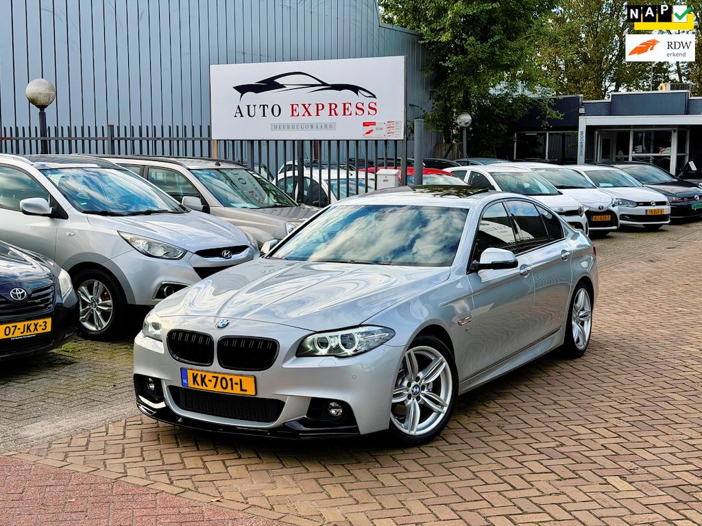 BMW 5-Serie 520i M Sport Edition High Executive/Leer/Cruise/Navi/Elektrische Stoel/Stoelverwarming/Xzenon/Elektrische stuur/Nap