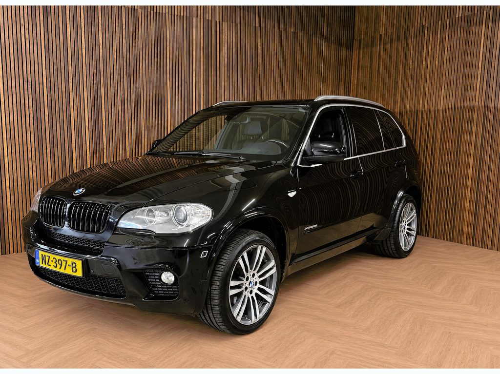 BMW X5 XDrive50i - M Pakket - nwe Klepseals