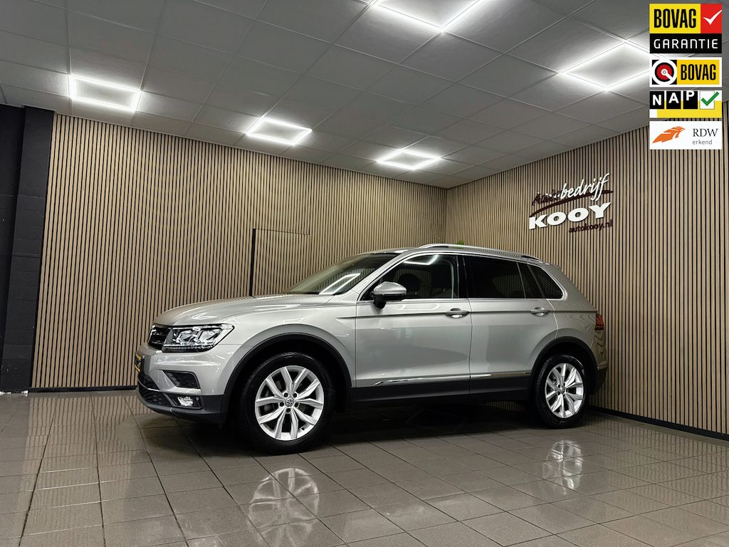 Volkswagen Tiguan 1.4 TSI 4Motion Highline * 1e Eig / Automaat / Panoramadak / Trekhaak / LED / NL Auto *