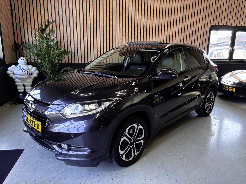 Honda HR-V 1.5 i-VTEC Executive LED/TREKHAAK/STOELVERWARMING/LINEASSIST/NAVI