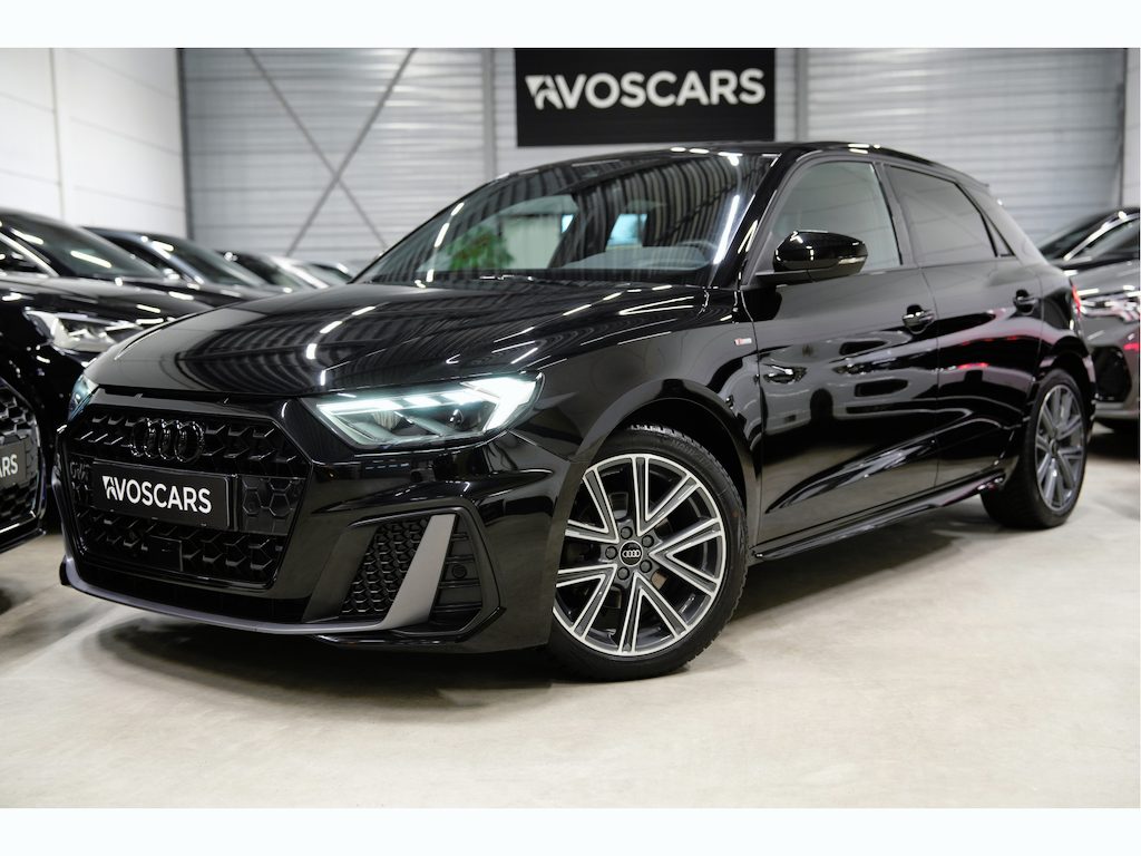 Audi A1 Sportback 30 TFSI S Edition * Camera - Virtual - CarPlay - LED - Stoelverwarming - Cruise *