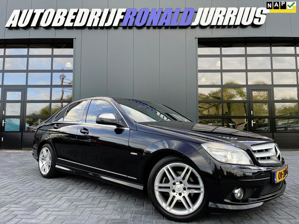 Mercedes-Benz C-klasse 180 K Business Class Avantgarde AMG NL.Auto/Automaat/Xenon/Trekhaak/Leder/Cruise-control/Climatronic