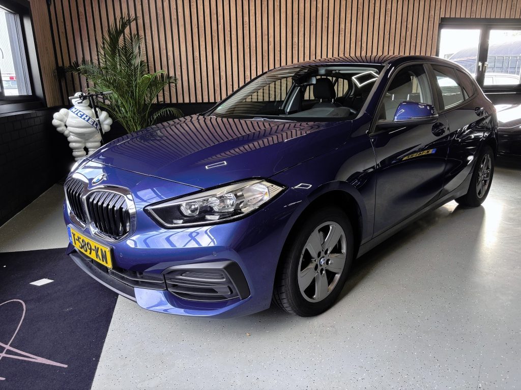 BMW 1-Serie 118i Intro DEALER ONDERHOUDEN/CARPLAY