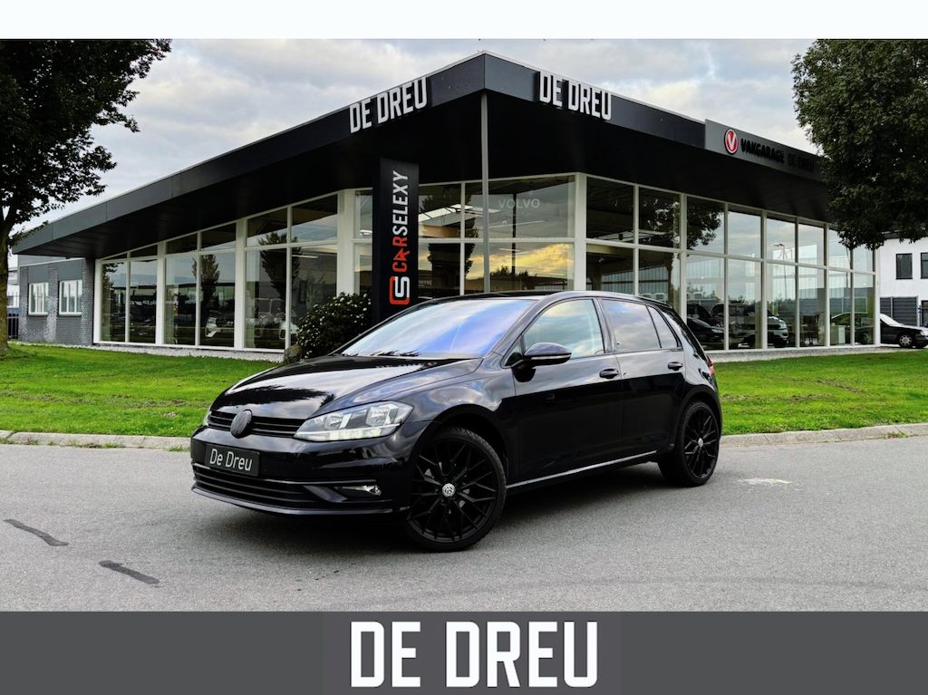 Volkswagen Golf 1.0 TSI Comfortline | ADAPTIVE | CARPLAY | 19" LMV |