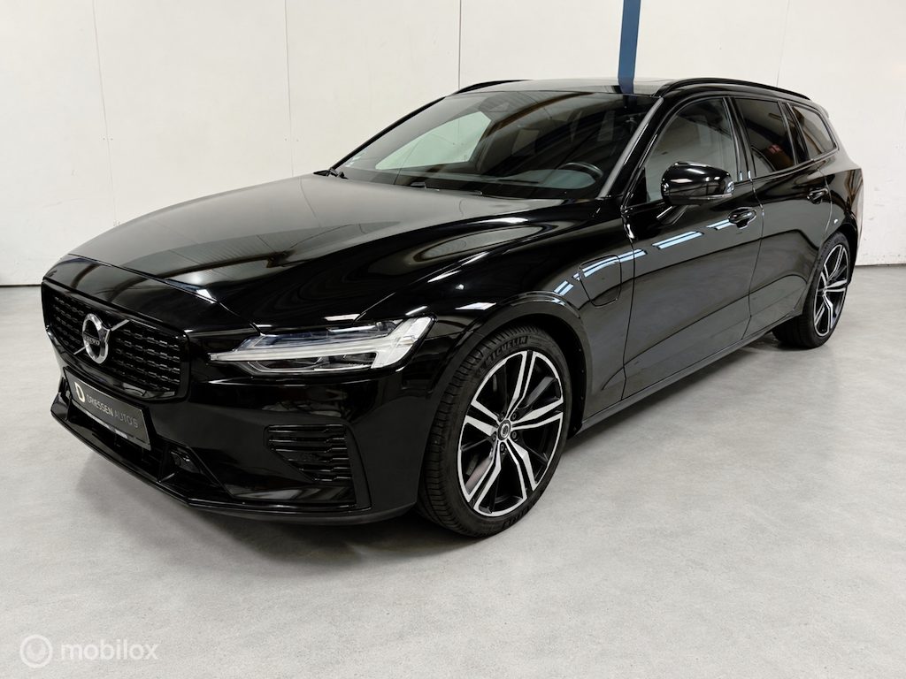 Volvo V60 2.0 T6 Recharge AWD R-Design PANO/BTW/LEER