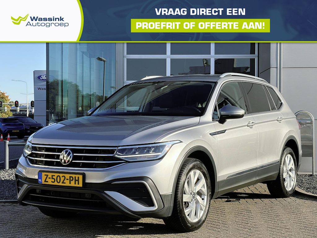 Volkswagen Tiguan Allspace 1.5 TSI Life Business 7p. I Trekhaak I Hoge instap I Navigatie I 7 personen I