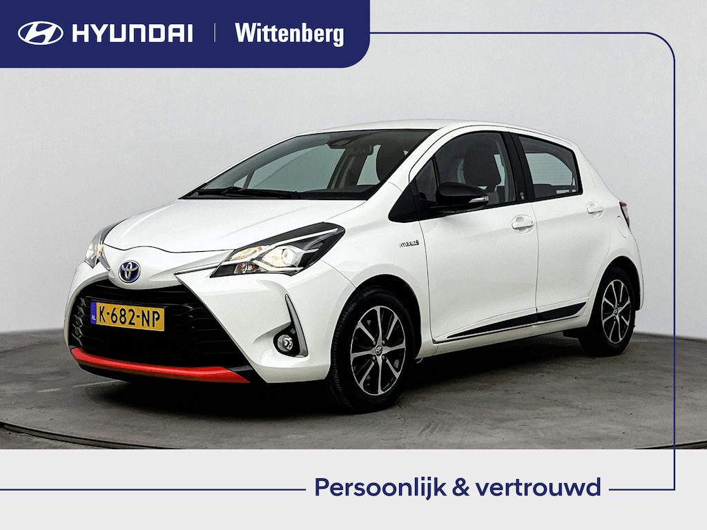 Toyota Yaris 1.5 Hybrid Design Limited | L.M. Velgen | Cruise Control | Elektrische ramen | Achteruitrij camera |