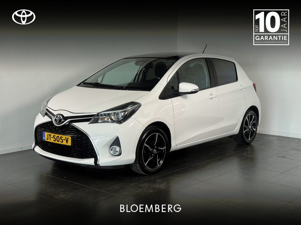 Toyota Yaris 1.3 VVT-i Dynamic | Panoramadakdak | Climate control | Achteruitrijcamera |