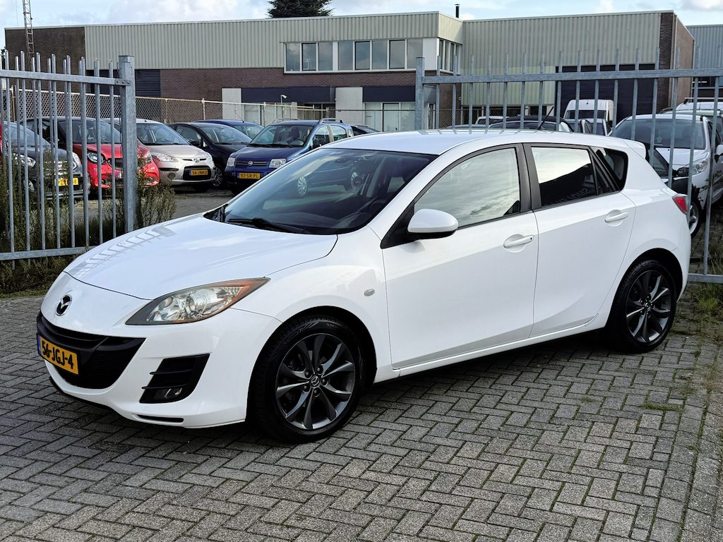 Mazda 3 1.6 TS Plus 105PK 5 deurs NL AUTO NAP! NAVI l Cruise l AIRCO l LMV l MTF-STUUR l Stoelverwarming! TOPSTAAT l DEALER OH!