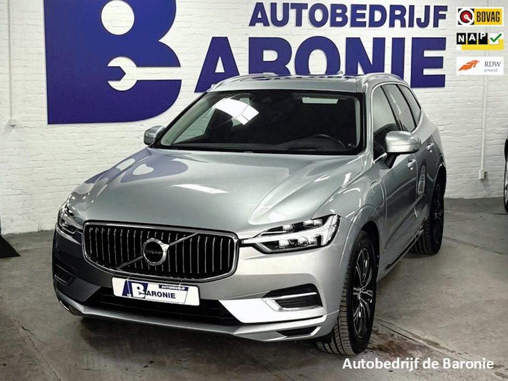 Volvo XC60 2.0 T8 Twin Engine AWD Inscription, luchtvering