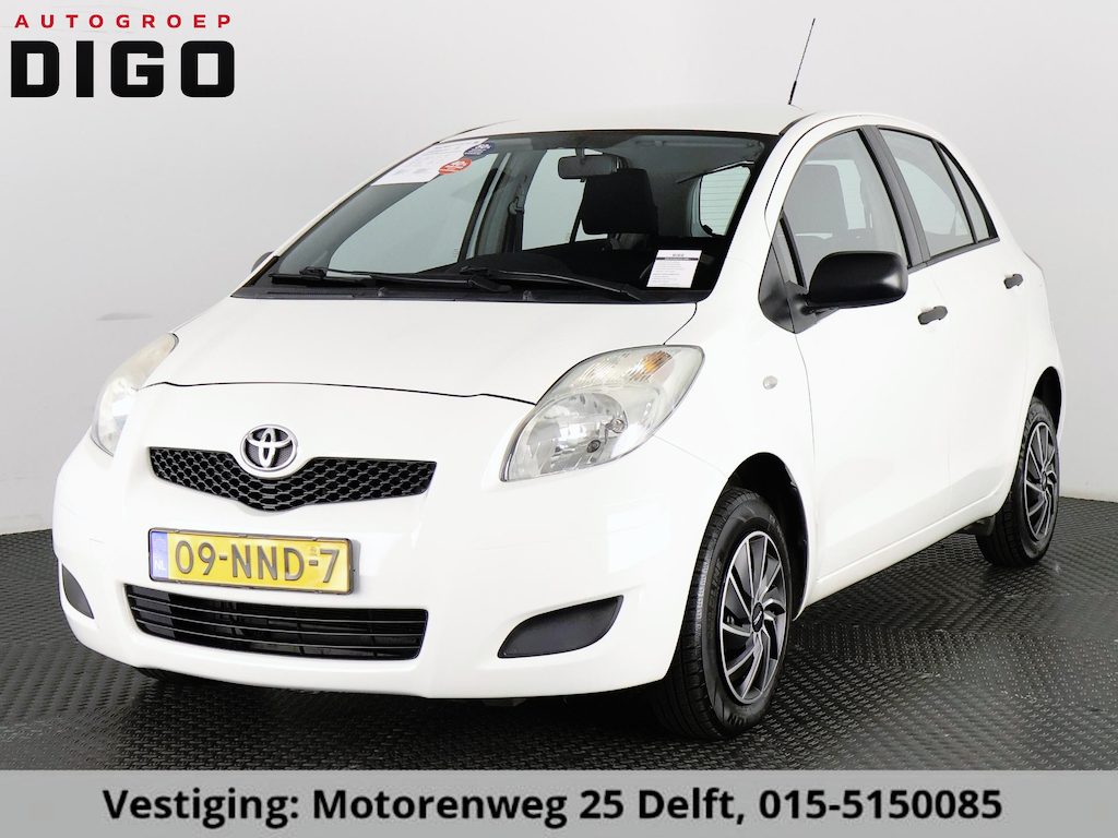 Toyota Yaris 1.0 VVTi ACCES AIRCO 5 DEURS . AIRCO . ELEKTRSICHE RAMEN VOOR . RADIO-CD/MP3 SPELER .
