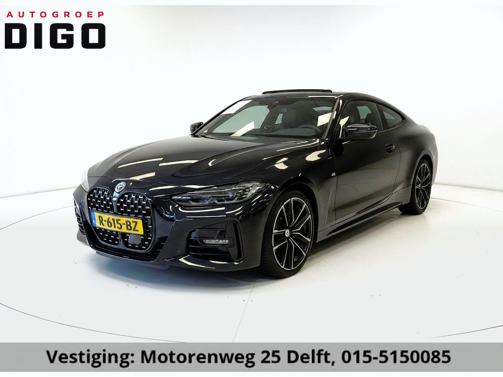 BMW 4-Serie Coupé 420i High Executive M-Pakket GARANTIE TOT 07-2032* . PANORAMA-DAK . PARKEERSENSOREN VOOR & ACHTER . STOELVERWARMING . 1E EIGENAAR! .