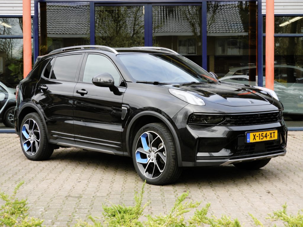 Lynk & Co 01 1.5 2022 PHEV 360CAM/ BLACK-LINED + TREKHAAK