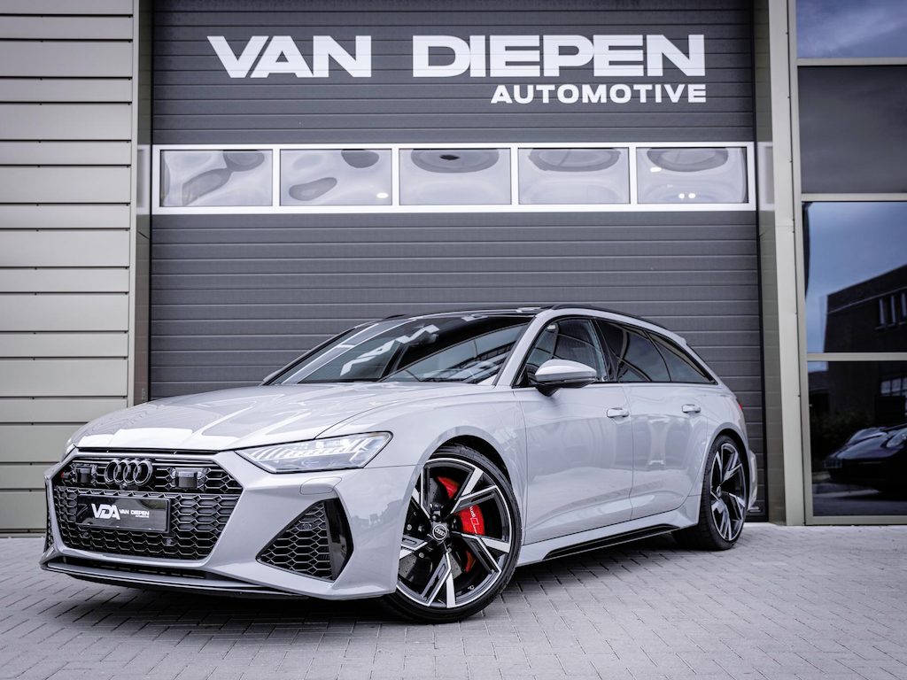 Audi RS6 Avant C8 4.0 V8 TFSI quattro - Dynamic + l Ceramic l 4WS l HUD