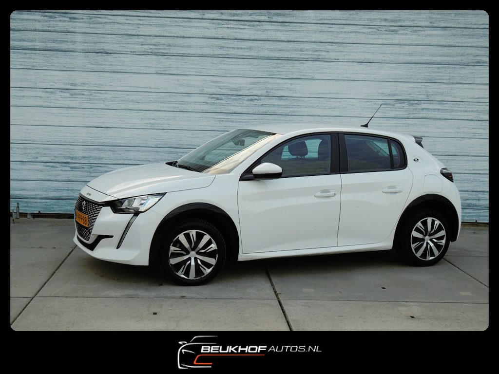 Peugeot e-208 EV Active 50 kWh Carplay Navi Airco Soh90%