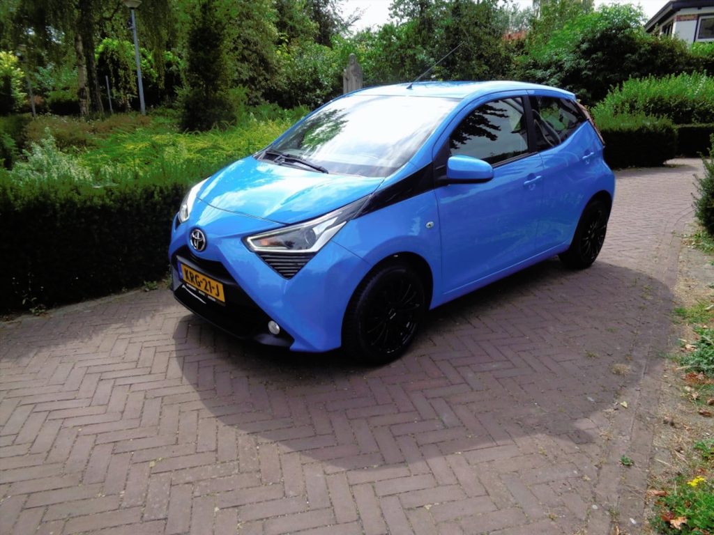 Toyota Aygo 1.0 VVT-i x-play