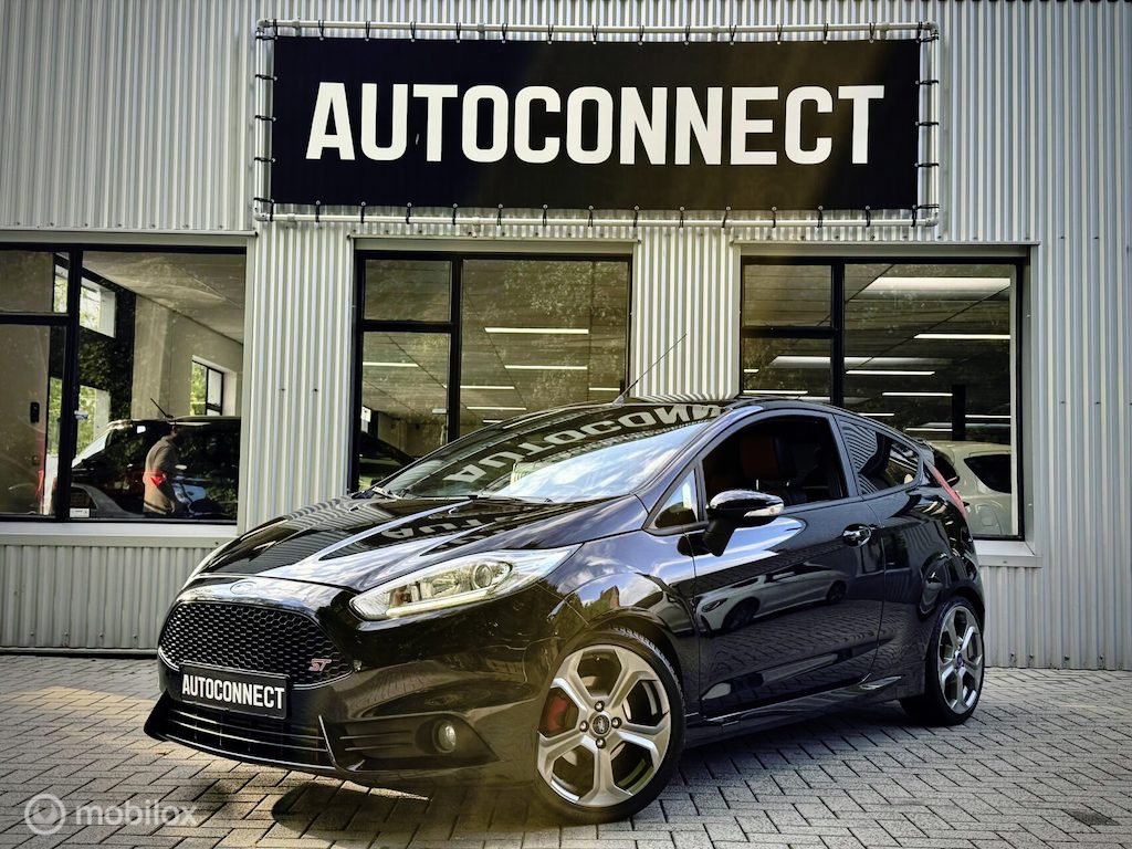 Ford Fiesta 1.6 NAVI, CAMERA, HALF/LEDER