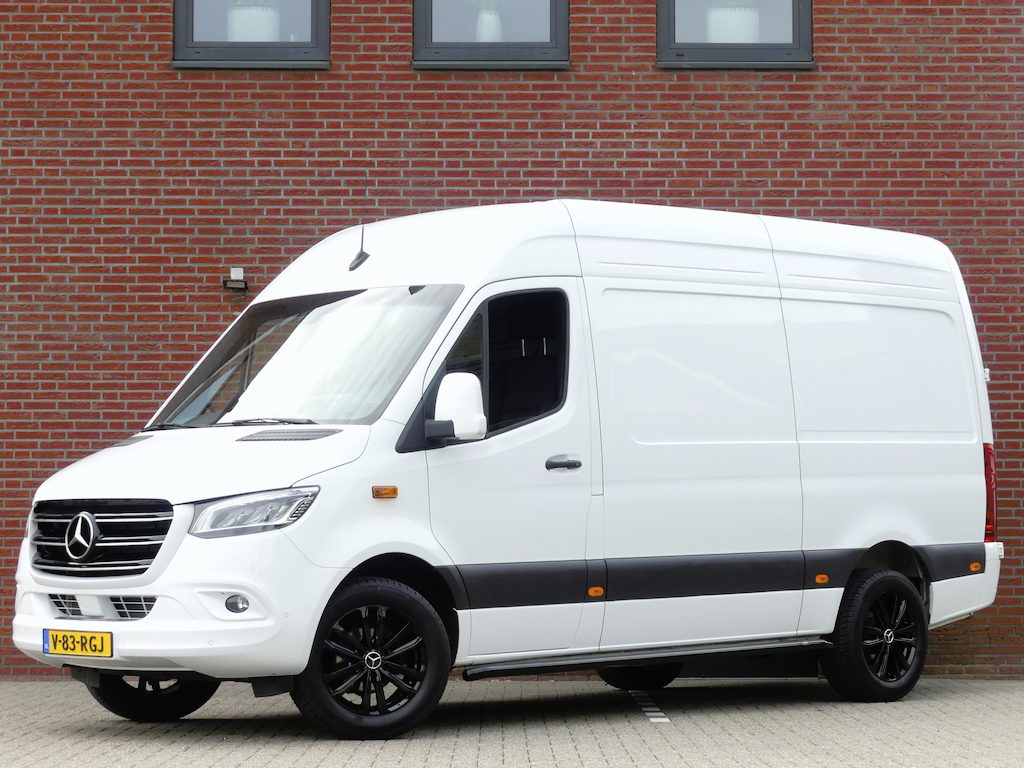 Mercedes-Benz Sprinter 317 CDI L2H2 LED/Camera/PDC/Geveerde stoel