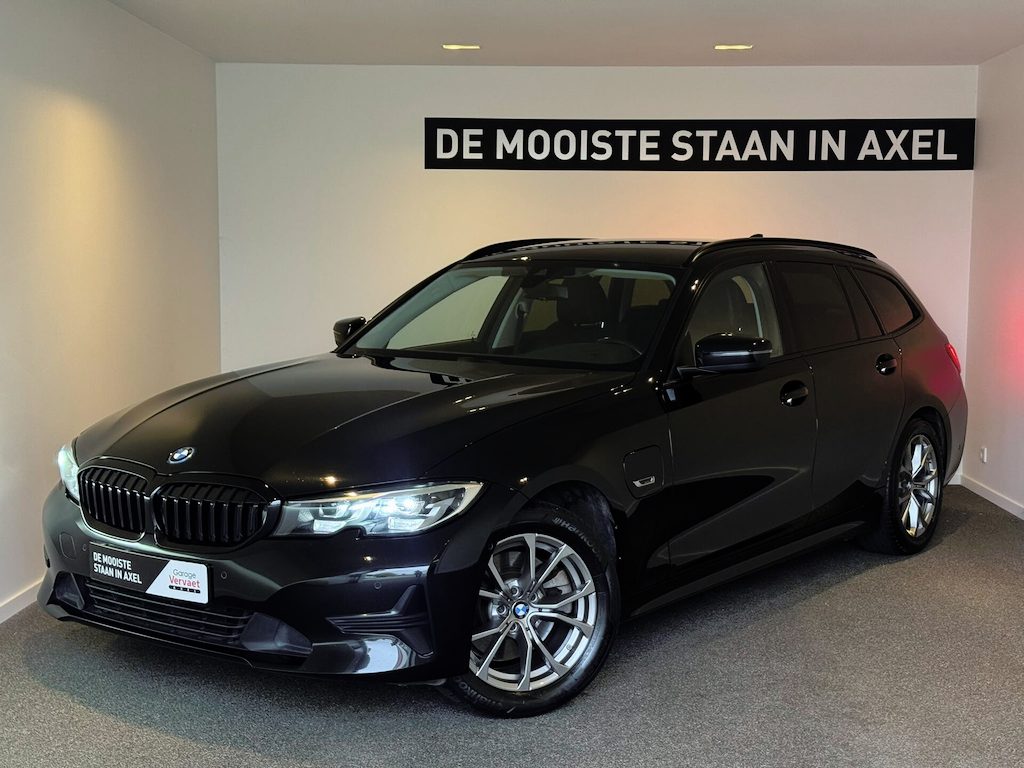 BMW 3-Serie Touring 320e High Executive