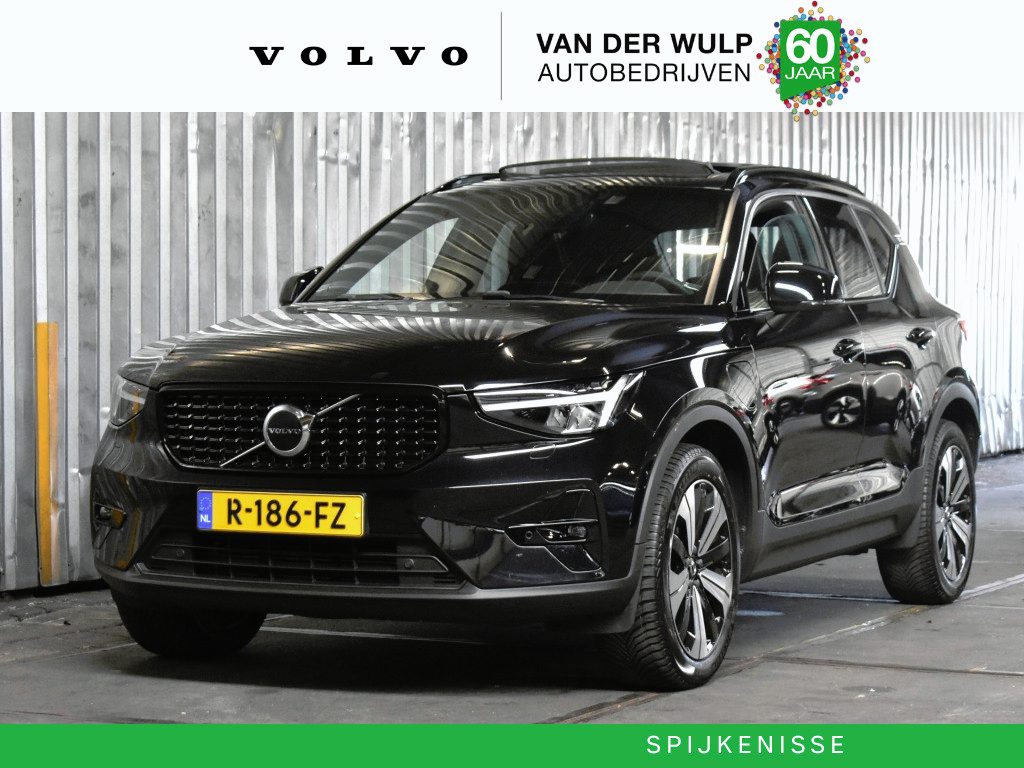 Volvo XC40 T5 262PK [Plug-in] Ultimate Dark | Harman/Kardon | Schuifdak | Allseasons |