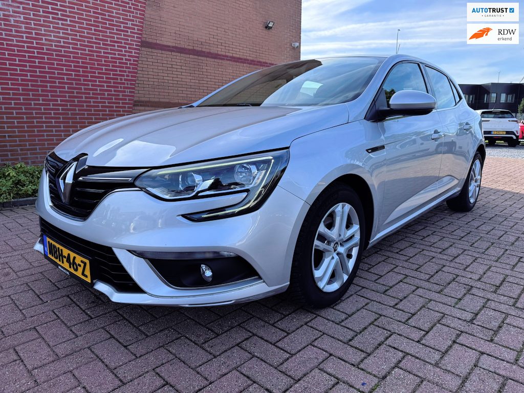 Renault Megane 1.5 Blue dCi Limited, Marge, Euro 6, Hatchback, Apple Carplay