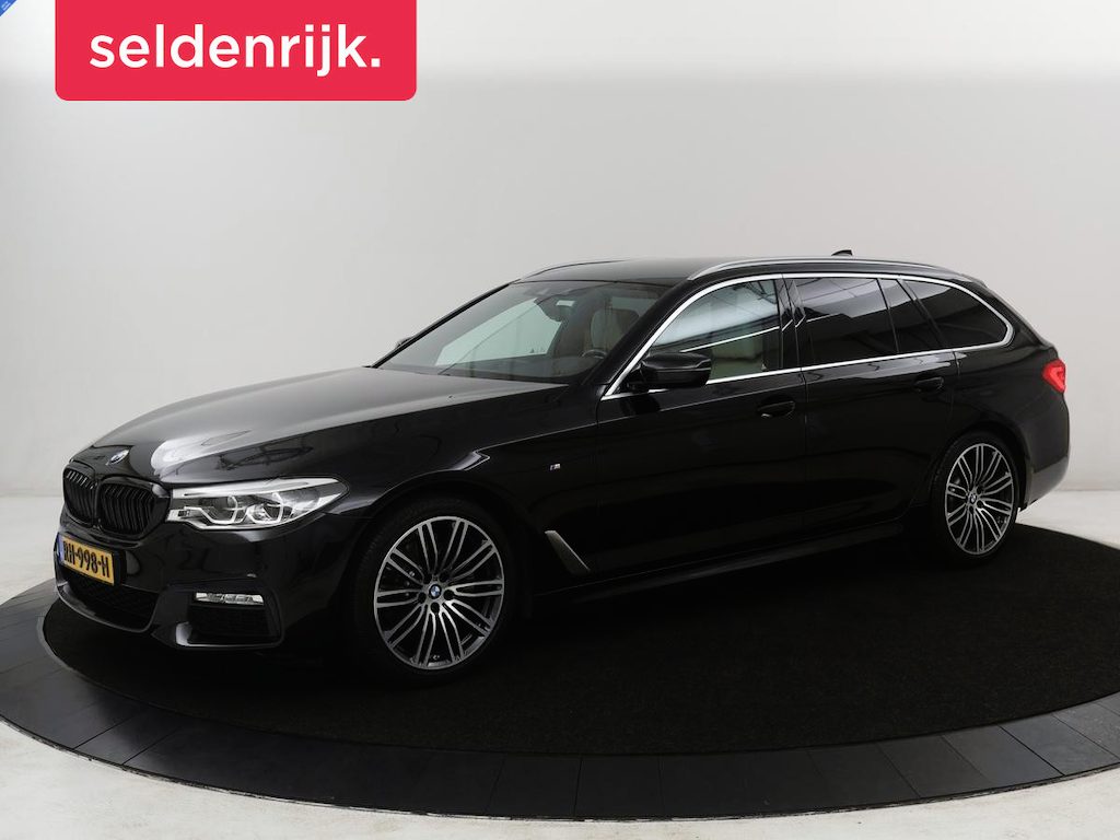BMW 5-Serie Touring 520i M-Sport High Executive | Leder | Memory | Cruise control | Stoelverwarming | Trekhaak | Camera | Park assist | Sfeerverlichting | Navigatie | Bluetooth