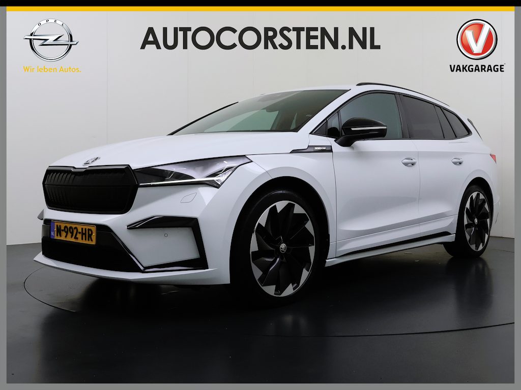 Skoda Enyaq iV 180PK Sportline SOH 90% Sportstoelen Adap.Cruise Stuurverwarming Lmv 21" Blind Spot Assist Camera Apple Carplay Android Auto Privacy Glas Pdc Isofix Lane Assist P-Assist Dodehoekdetectie IV60 1e Eigenaar Dealeronderhouden Origineel Nederlandse Auto