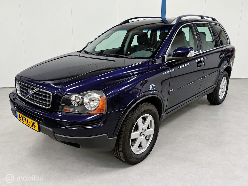 Volvo XC90 2.5 T Momentum LEER / YOUNGTIMER / NL-AUTO