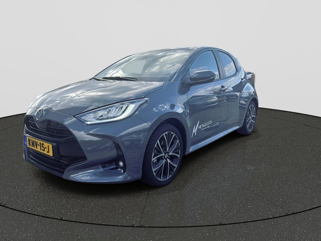 Toyota Yaris 1.5 Hybrid 115 Dynamic Comfort Pack | RIJKLAAR | All-Seasonbanden | Navigatie | PDC | BSM | Climate Control