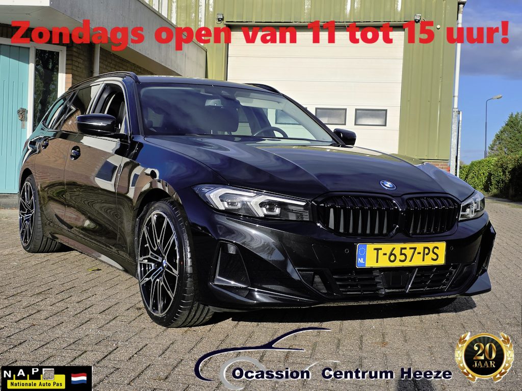 BMW 3-Serie Touring 330e, Parkeer Assistent! 19" Lm! Camera! Zondag OPEN!