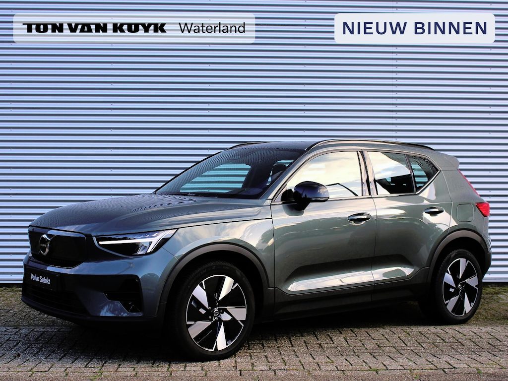 Volvo EX40 Single Motor Extended Range Plus Automaat / Trekhaak / All-seasonbanden / Harman Kardon audio / 17% bijtelling