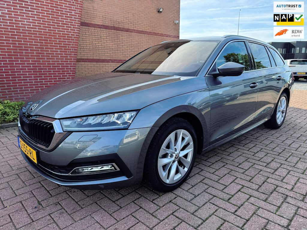 Skoda Octavia Combi 1.0 e-TSI Business Edition Plus, Led, Automaat, Carplay,