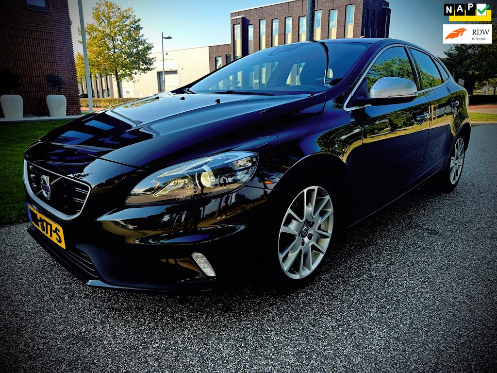 Volvo V40 2.0 D2 R-Design Business, leer, navi, stoelverwarming, euro 6