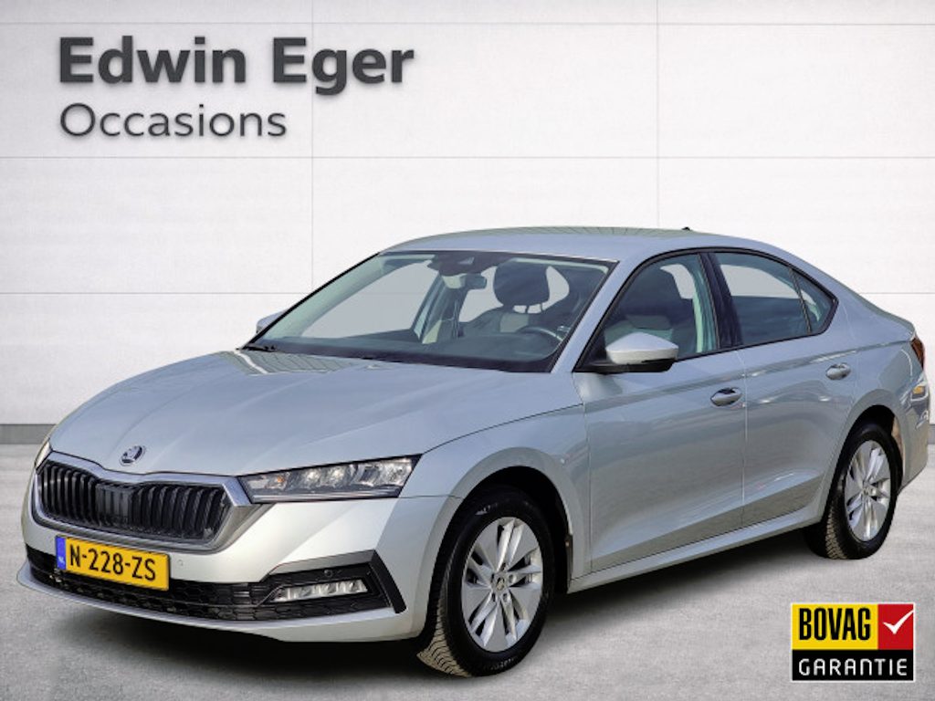 Skoda Octavia 1.0 TSI Business Edition | Apple car play | Android Auto |