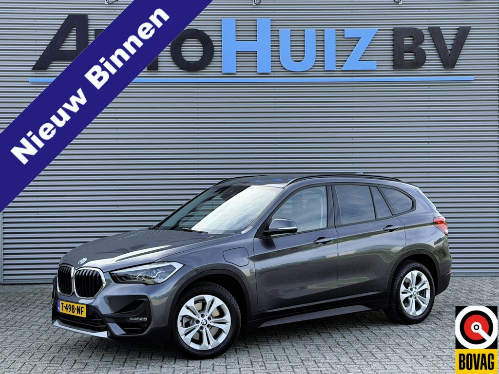 BMW X1 xDrive25e Executive LED Trekhaak Climate Control DAB