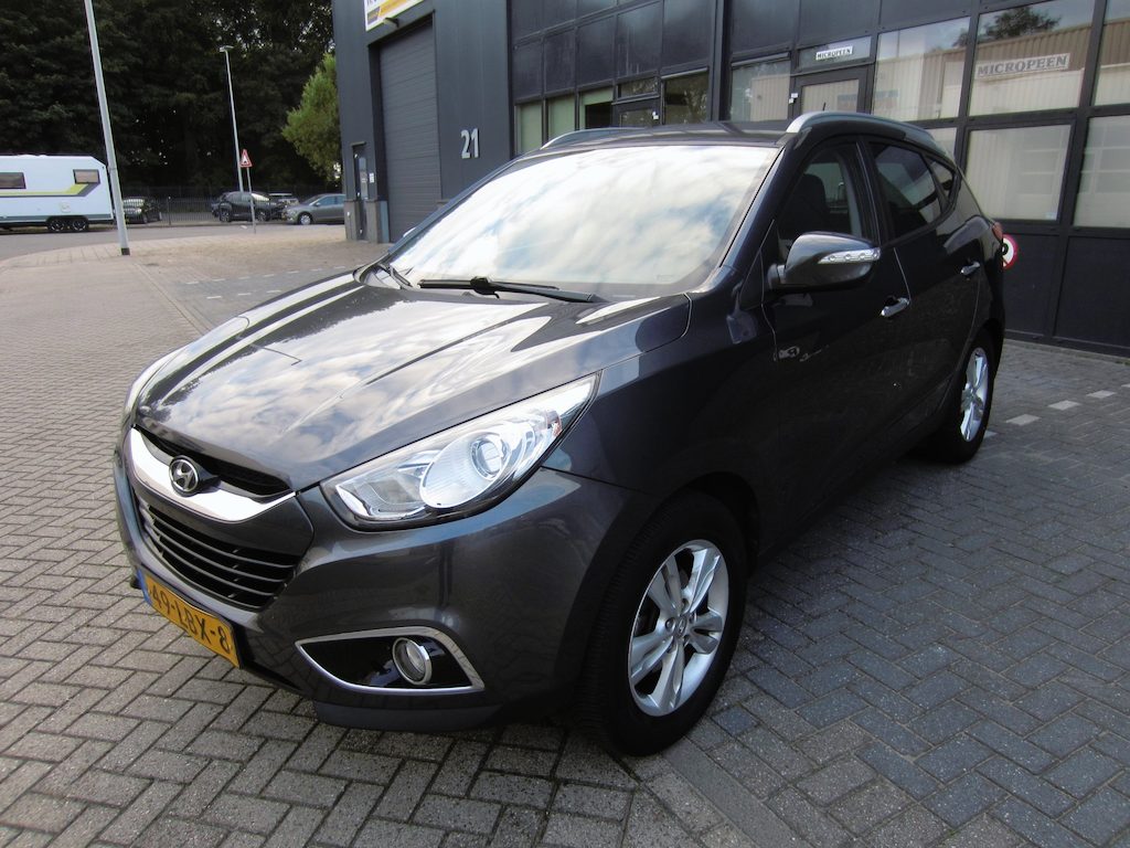 Hyundai ix35 2.0i Active 2010 Clima NAP! APK!