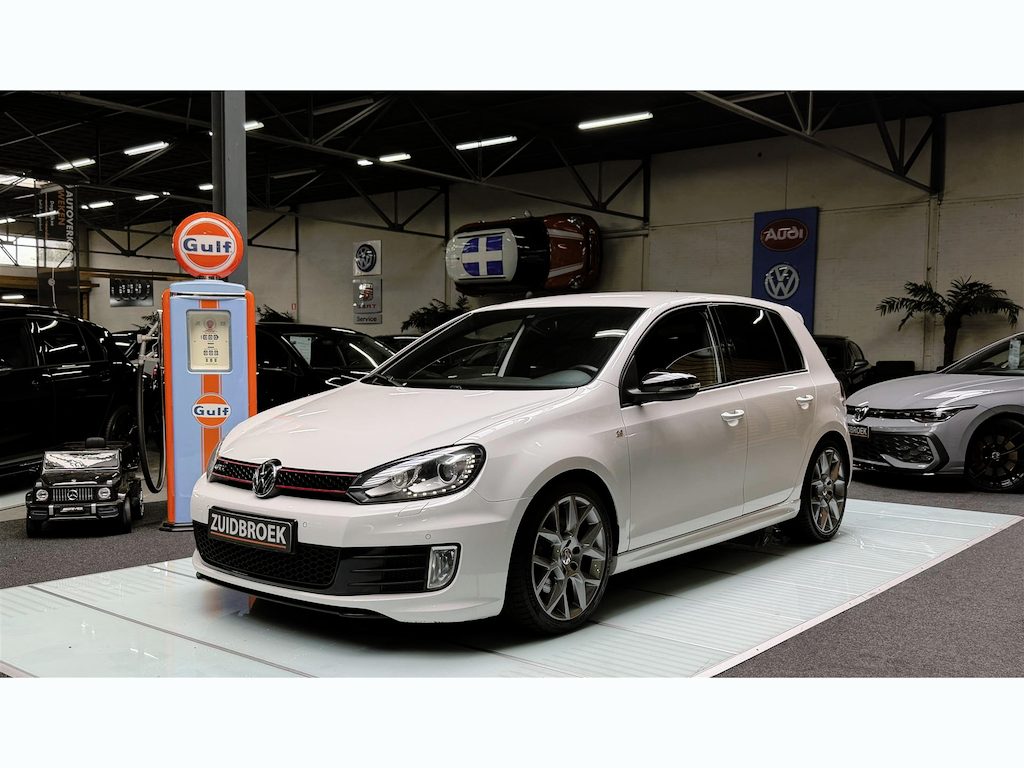 Volkswagen Golf GTI 2.0 EDITION 35 | DSG | Dynaudio | Xenon | 5-Drs