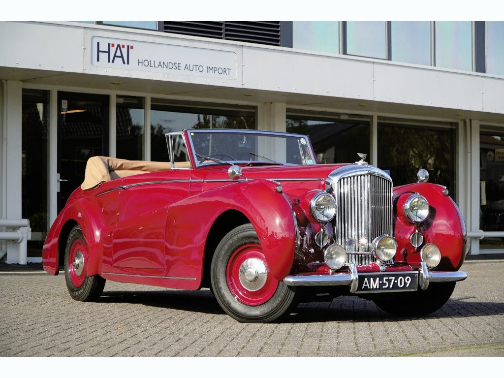 Bentley Mark VI Drophead Coupe by Abbott MK VI