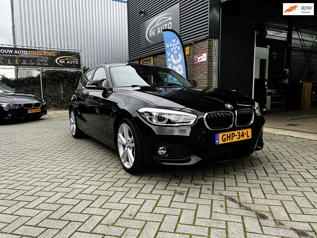 BMW 1-Serie BMW 1-serie 116i 136pk | M Sport | Stoelverwarming | Bluetooth