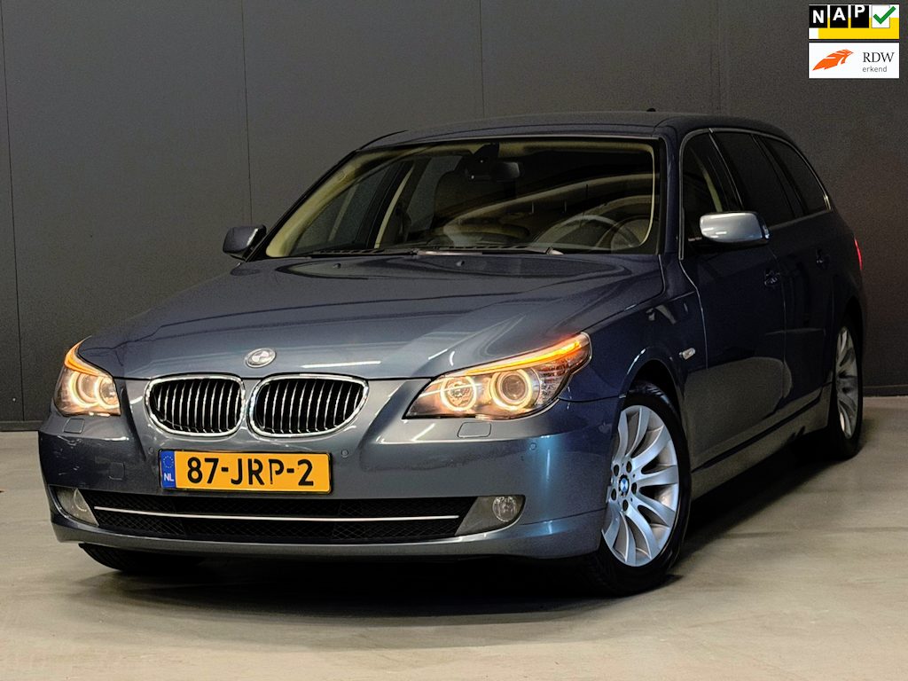 BMW 5-Serie Touring 523i Business Line Edition II AUTOMAAT LEDER/CRUISE/PDC | NETTE AUTO !