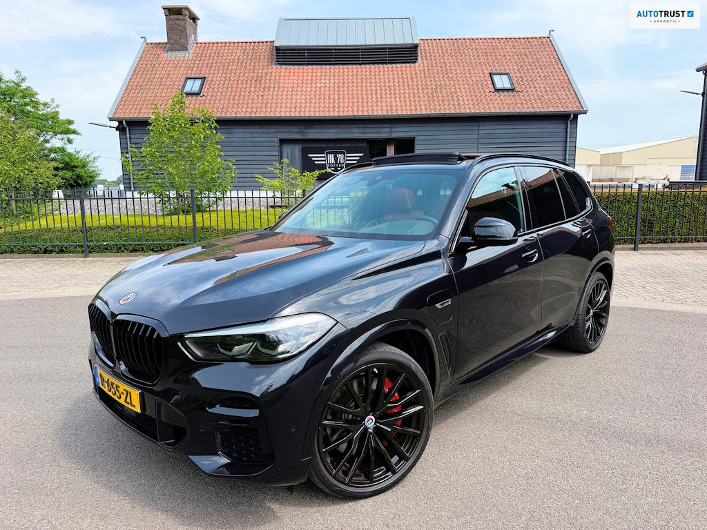 BMW X5 X-Drive 45e M-Sport -50 Jaar Edition Panoramadak Luchtvering 22"Lm Org-Ned Dealer Auto