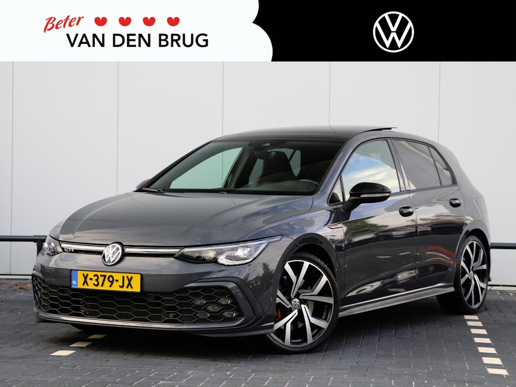 Volkswagen Golf 2.0 TSI GTI 245pk DSG | Panoramadak | Stoel- & Stuurverwarming | LED Matrix | Keyless | Camera | App-Connect | Lichtmetalen velgen |