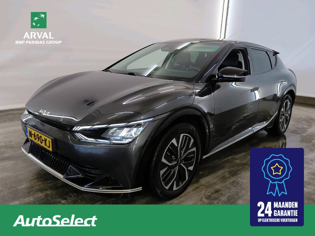 Kia EV6 77.4 kWh 229pk Plus | SOH 100% | Leder | Stuur- en stoelverwarming | Warmtepomp | Premium Sound | Elektrische stoelen |19"