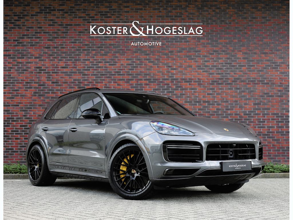 Porsche Cayenne 4.0 Turbo S E-Hybrid | Pano - Trekhaak - Sport Chrono