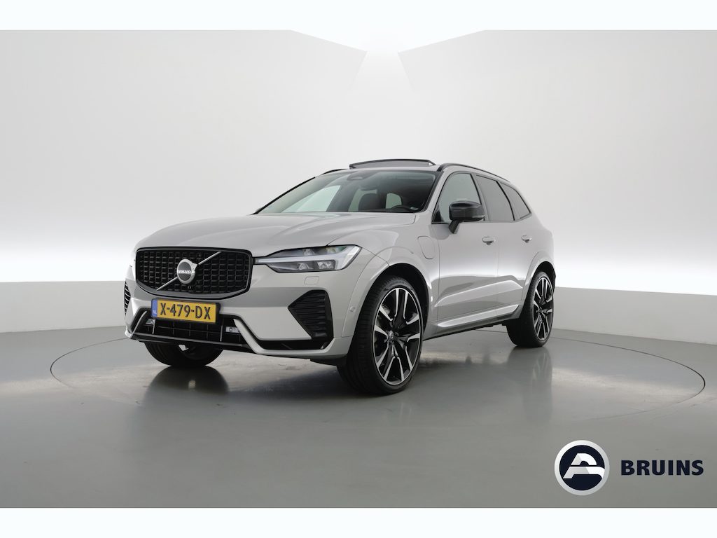 Volvo XC60 2.0 T8 Plug-in hybrid AWD Ultimate Dark | Long Range | Trekhaak | 22 inch | Head-up | Pano-dak |