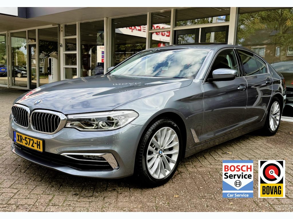 BMW 5-Serie 520i Luxury Led, Pano, Digidash, Leer, H/K..